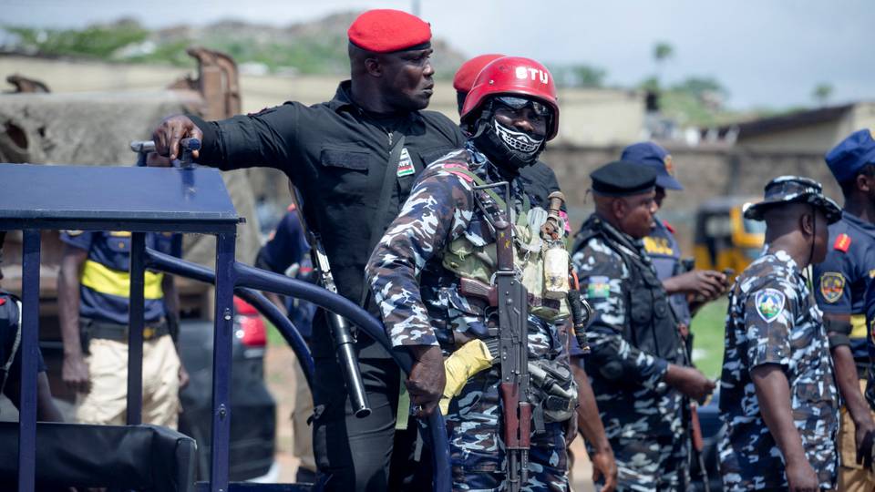 Nigeria police rescue hostages after gun battle with kidnappers