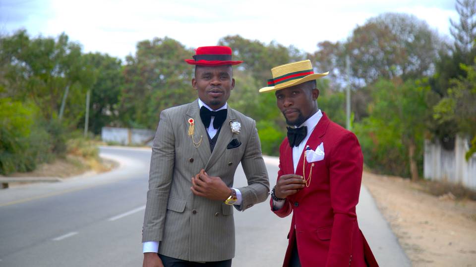 'Best-dressed' hawkers turning heads in Tanzania