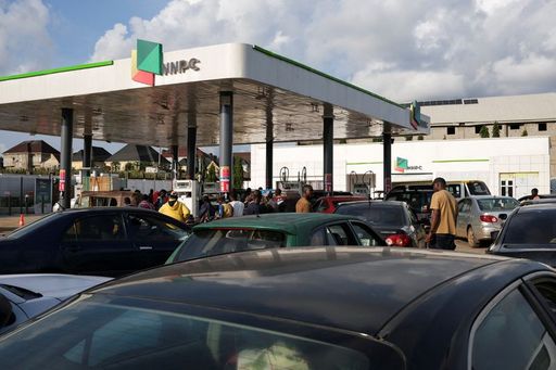 Nigeria state oil firm in talks with Chinese company to revive refinery