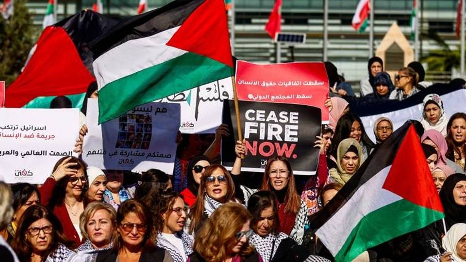 En images : Des milliers de personnes marquent la Journée internationale de solidarité avec la Palestine