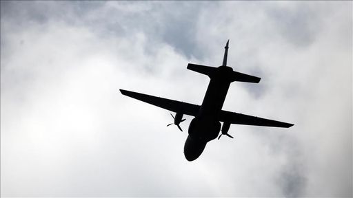 Un avion indonésien avec 10 personnes à bord a disparu