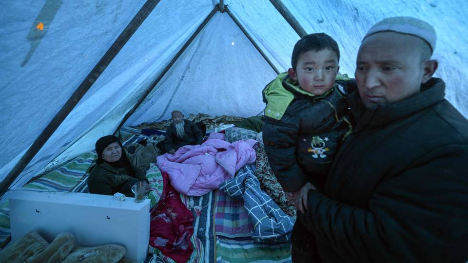 Séisme en Chine: les survivants confrontés à un froid glacial