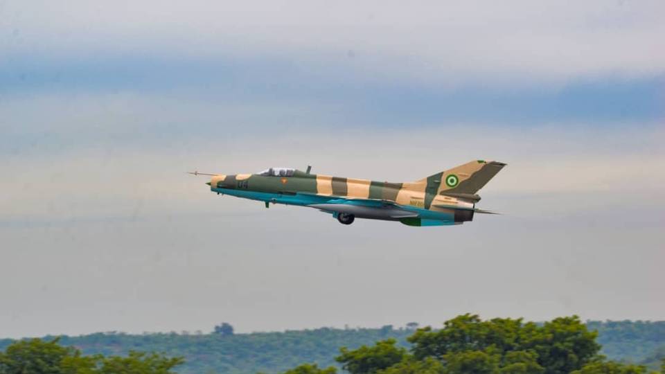 Jiragen yaƙin Nijeriya sun yi luguden wuta a sansanonin ƴan ta'adda a Zamfara