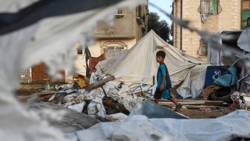 Live Updates: 400,000 Palestinians trapped in Gaza amid Israeli attacks — UN