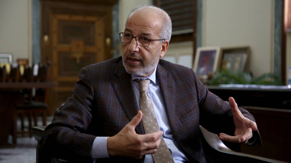 Le gouverneur de la banque centrale libyenne est limogé
