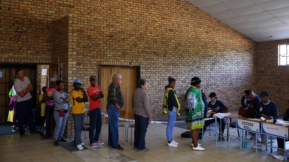 South Africa elections 2024: Ramaphosa in 'no doubt' voters to back ANC