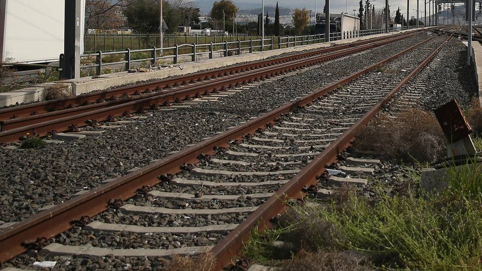 Train, bus collision kills five students in SA