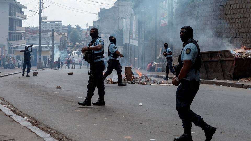 Madagascar faces calls to delay presidential poll amid protests