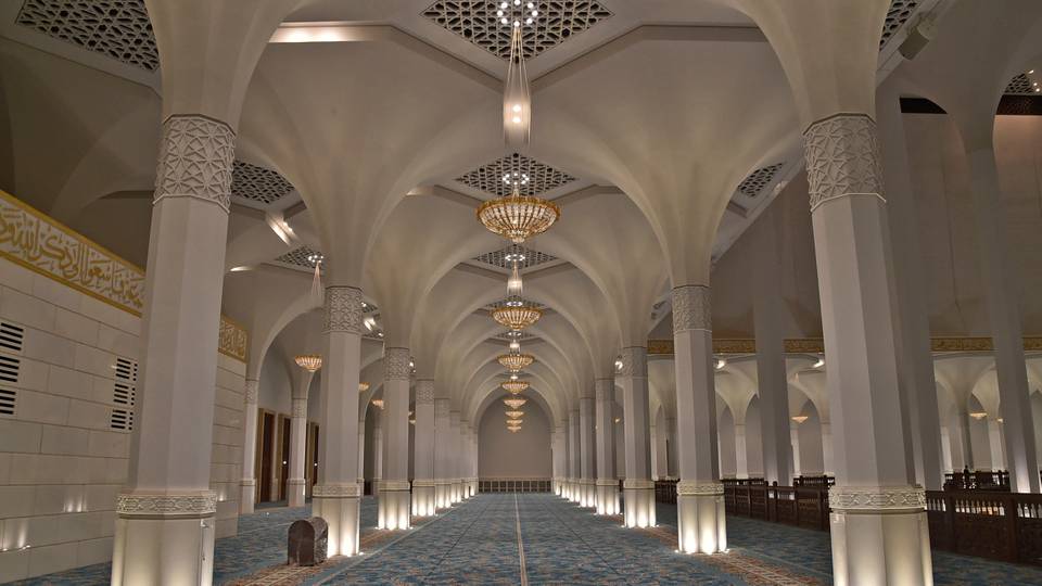Algerian president opens Africa's largest mosque