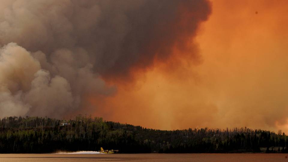 Wildfires force residents to evacuate South African towns