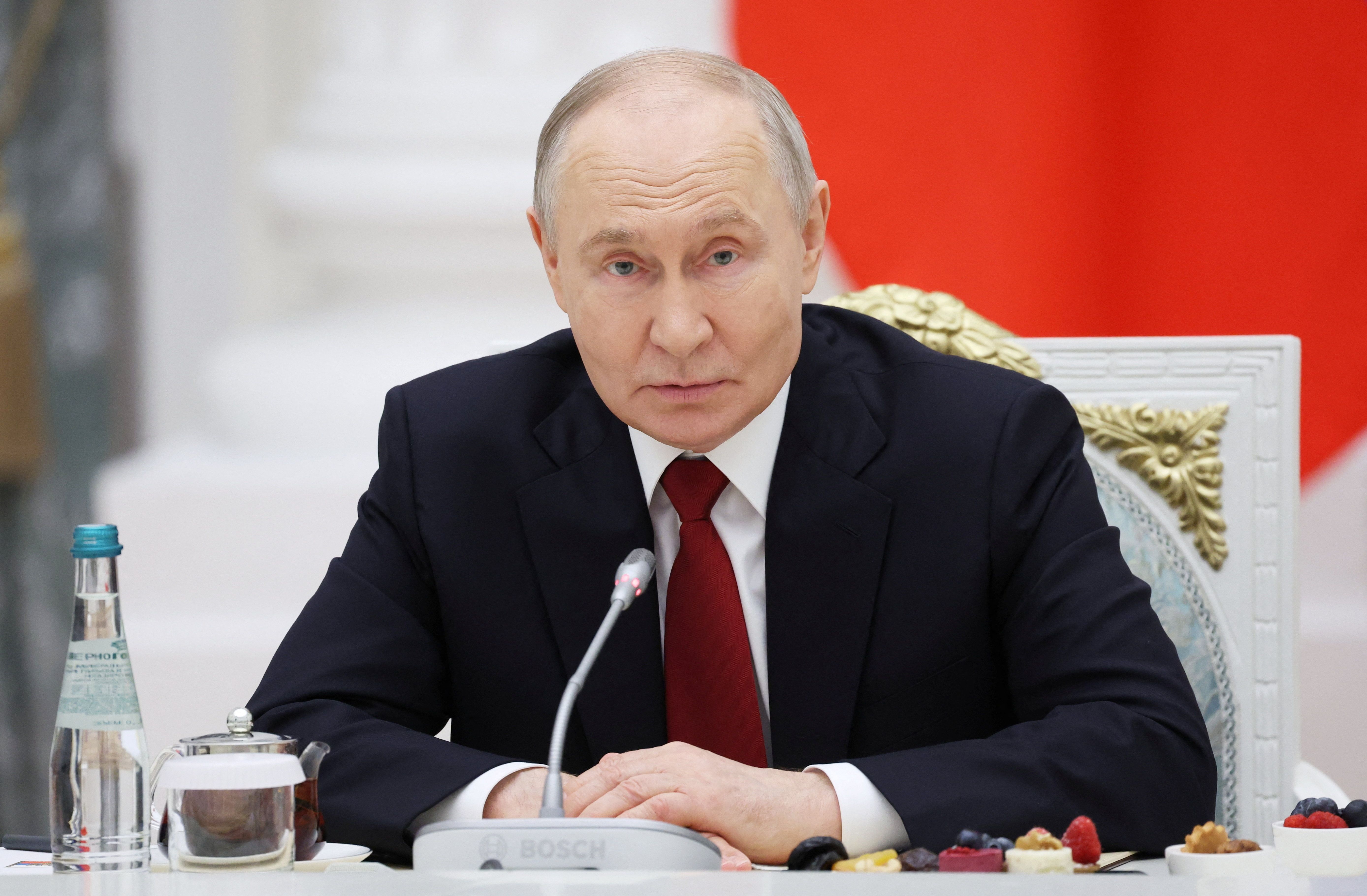 Mashambulizi ya Ukraine yanaathiri uchumi wa Urusi, lakini pia “unaimarika kwa haraka”: Putin