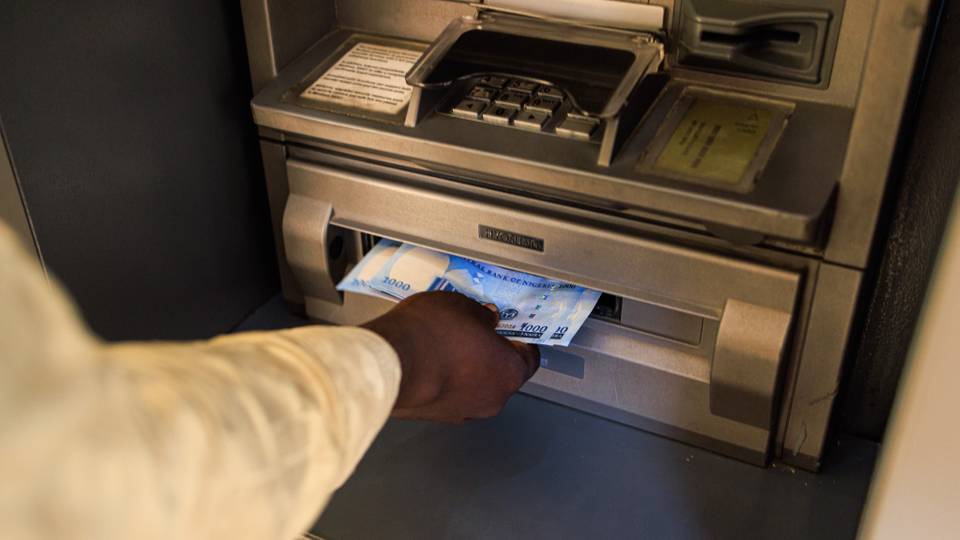 EFCC ta fitar da matakai takwas na kare kai daga masu damfara da katin ATM