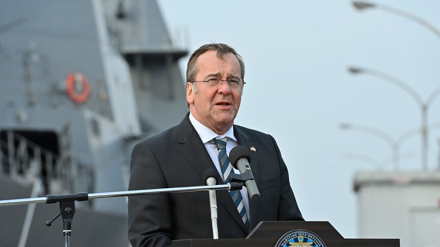 Germany Prepares Naval Deployment Amid Strait of Hormuz Tensions