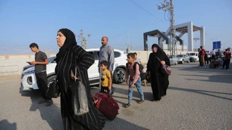 Live Updates: Gaza-Egypt border crossing reopened for evacuations: Hamas