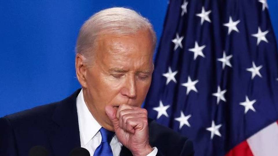 Biden misidentifies Harris as Trump after mixing up Zelenskyy, Putin names