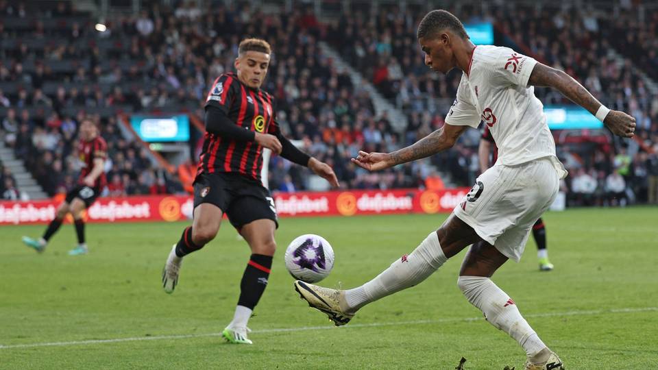 Premier League: Why are Manchester United failing?