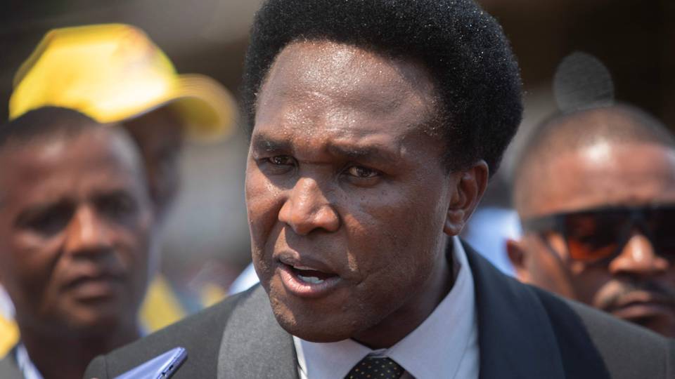 Mozambique opposition leader returns home from exile