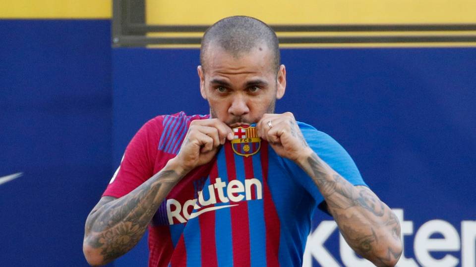 An yanke wa tsohon ɗan wasan Barcelona Dani Alves hukuncin ɗaurin shekara huɗu da rabi