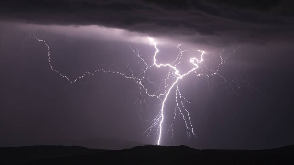 Lightning strike kills 14 people in Uganda