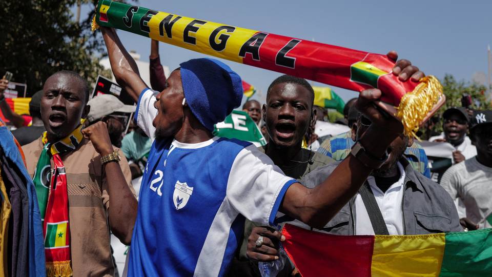 Senegal presidential candidates call for new election within weeks