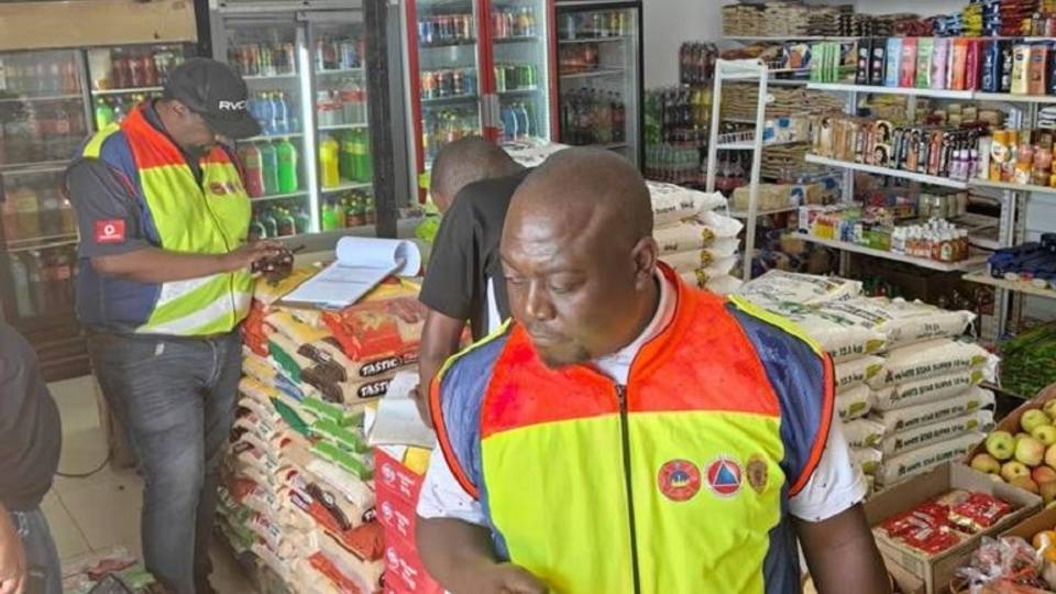Cece-ku-ce a yayin da Afirka ta Kudu ta kara wa'adin rajistar kantinan kayan abinci