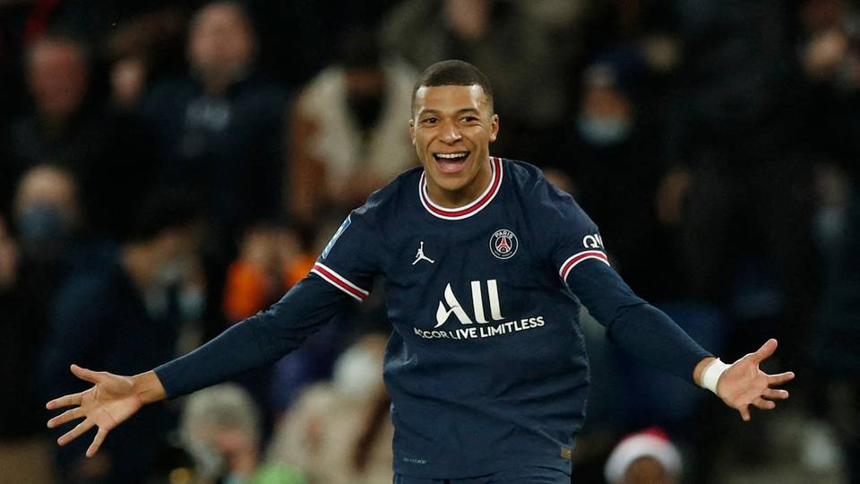 'Mbappe now signed to Real Madrid', club confirms