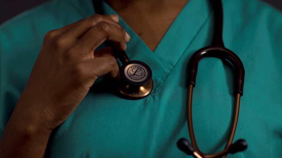 Kenyan striking doctors ordered to reach deal by Friday