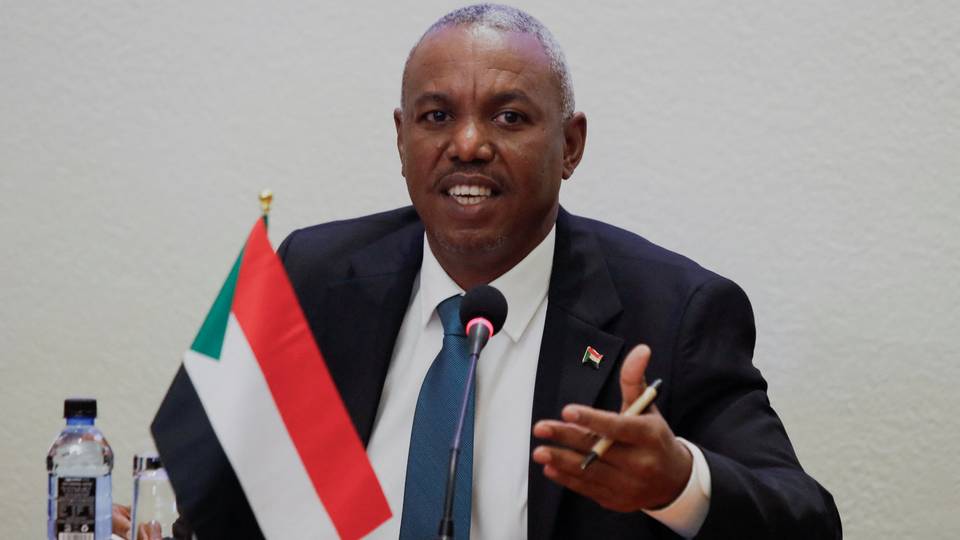 Sudan war: Paramilitary forces 'ready to resume talks'