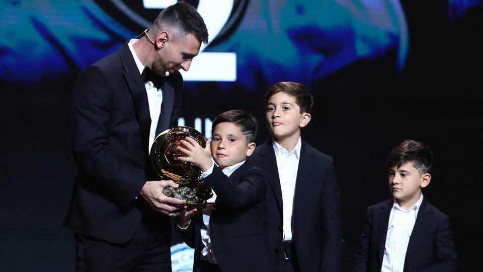 Ballon d'Or: No Messi or Ronaldo on shortlist for first time in 21 years