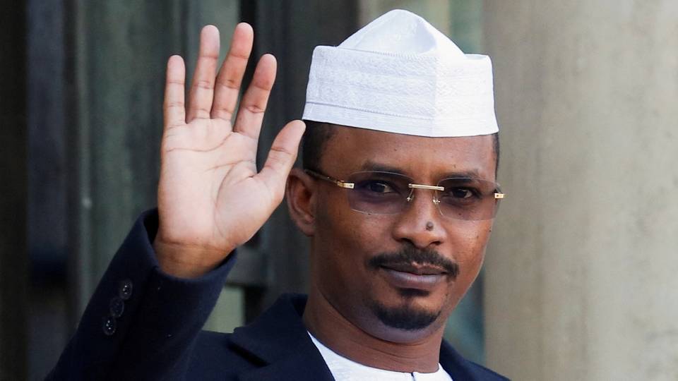 Chad's transitional ruler starts election campaign