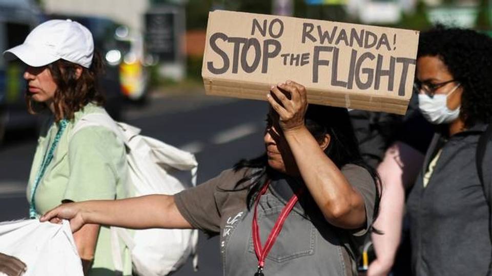 UK sets date to execute Rwanda asylum seekers' deportation plan