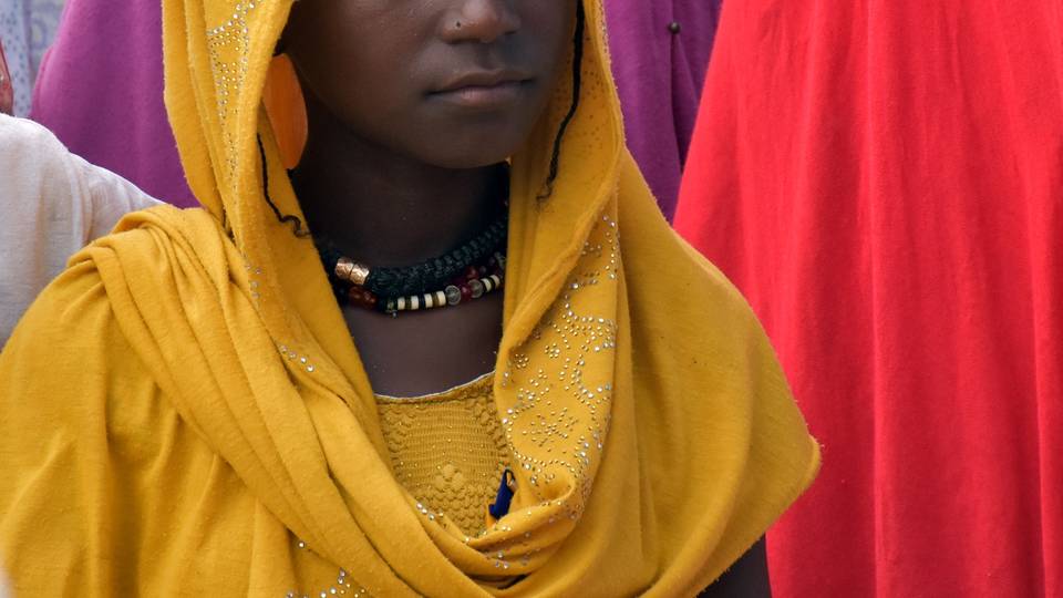 Sierra Leone bans child marriage