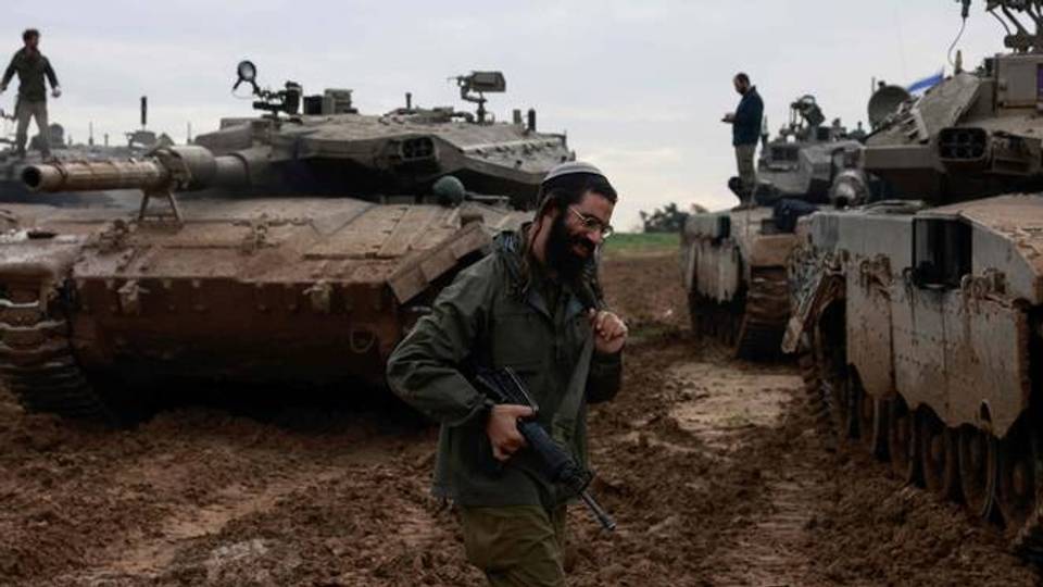 Live Updates: US reportedly weighs arms deliveries to pressure Netanyahu