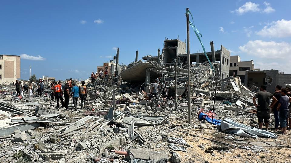 Live Updates: Gaza death toll surpasses 40,400