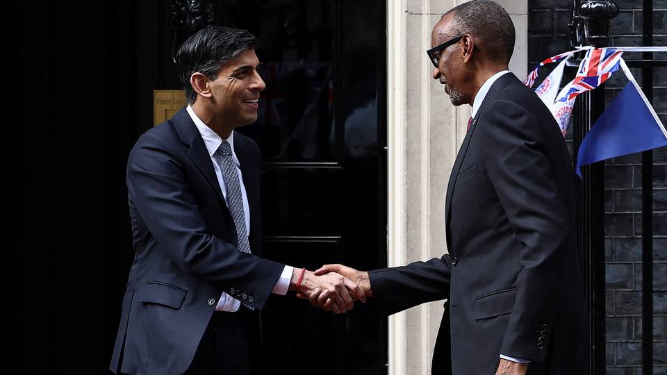 UK's Sunak vows 'enough is enough' on deporting asylum seekers to Rwanda