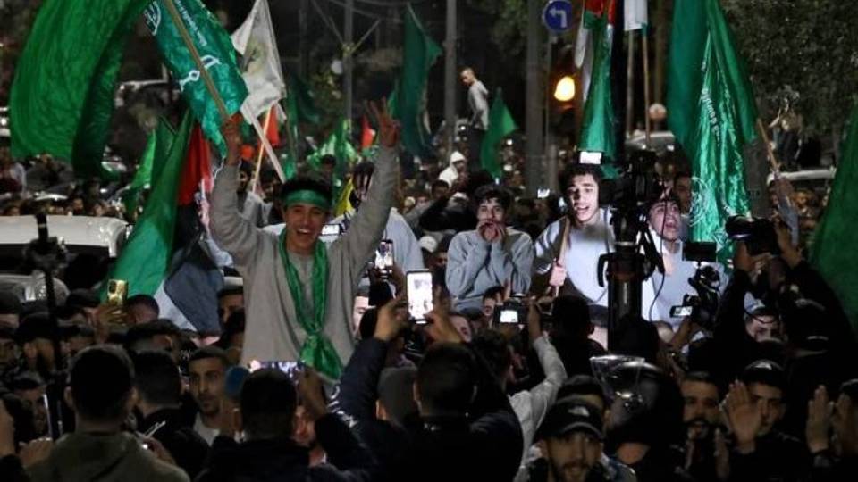 Live Updates: Israel and Hamas complete 2nd day of swaps after tense delay