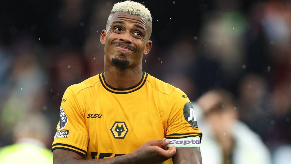 Gabonese Lemina stripped of Wolves captaincy