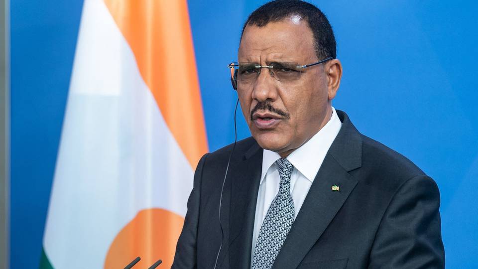 Niger: la justice ouest-africaine ordonne la remise en liberté "immédiate" de Mohamed Bazoum
