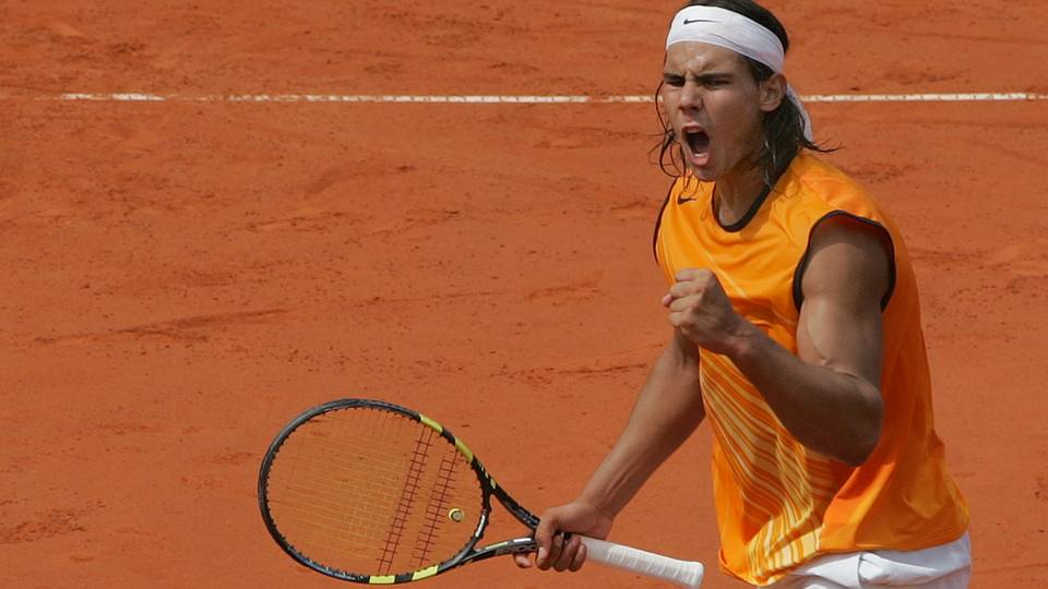Rafael Nadal annonce qu'il prendra sa retraite le mois prochain