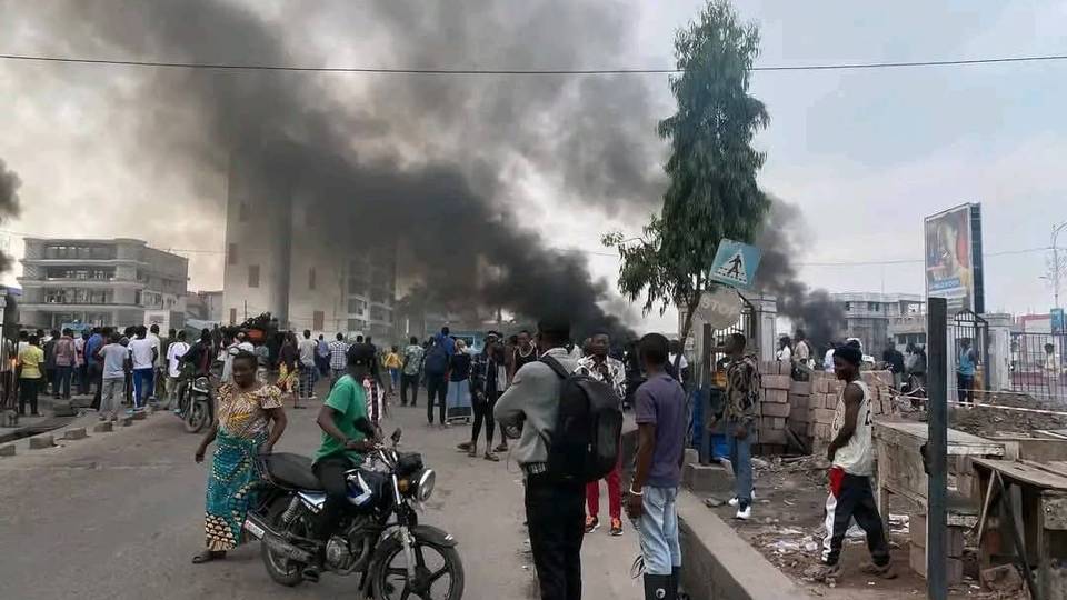 La RDC interdit les manifestations dans la capitale après les attaques d'ambassades