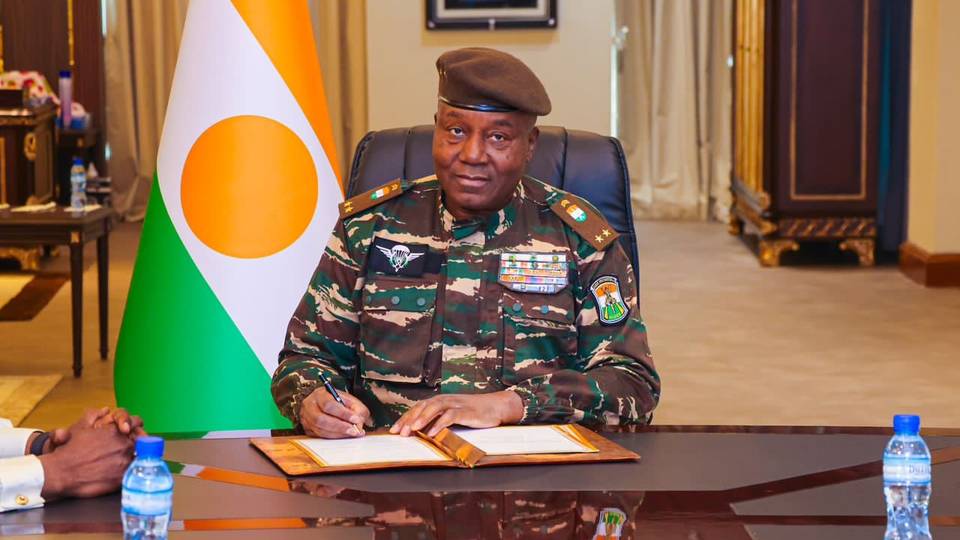Niger breaks off military ties with US
