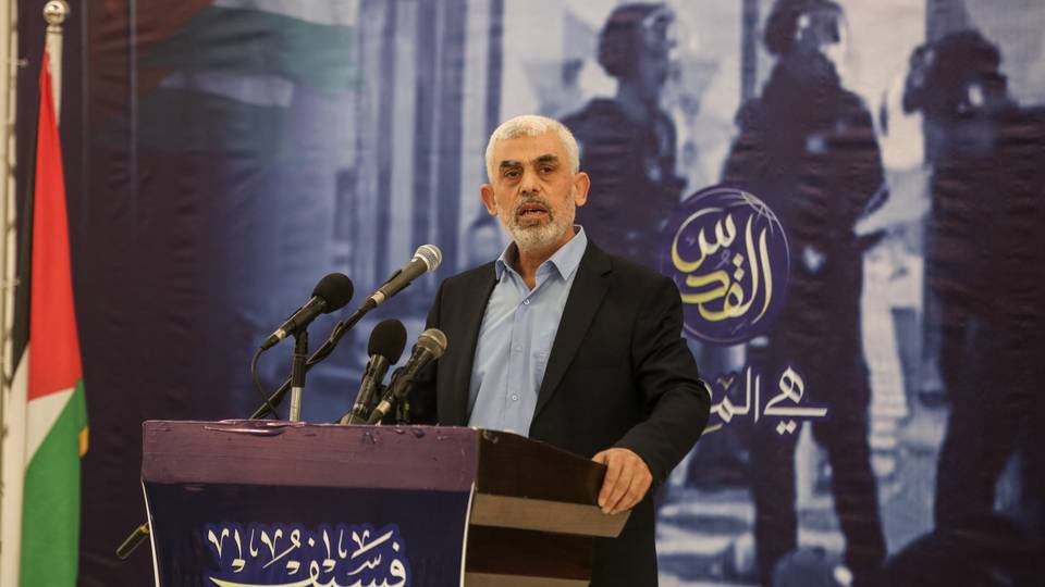 Des prisons israéliennes à la direction du Hamas, qui est Yahya Sinwar ?