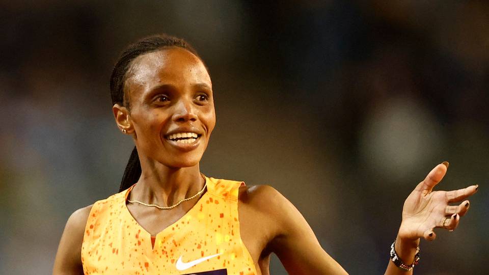 Kenya's Beatrice Chebet sets women's 5km world record