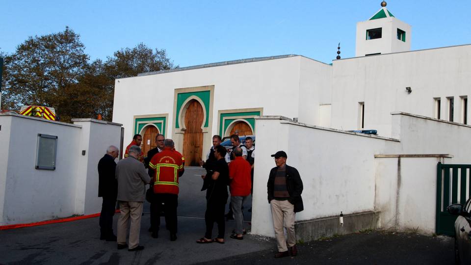 France : une tête de sanglier découverte devant une mosquée