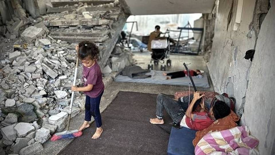 Live Updates: UN refugee agency says 207 staff killed in Gaza since October 7