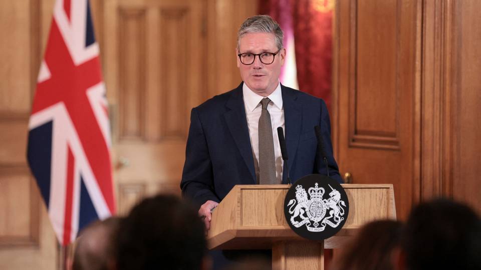 New UK PM to scrap scheme to deport migrants to Rwanda