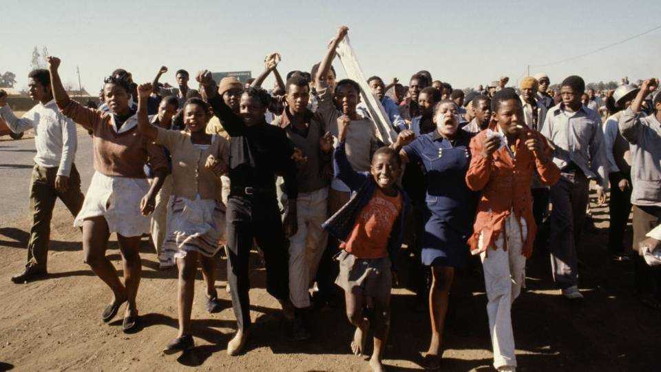 Families sue South African government over apartheid-era crimes