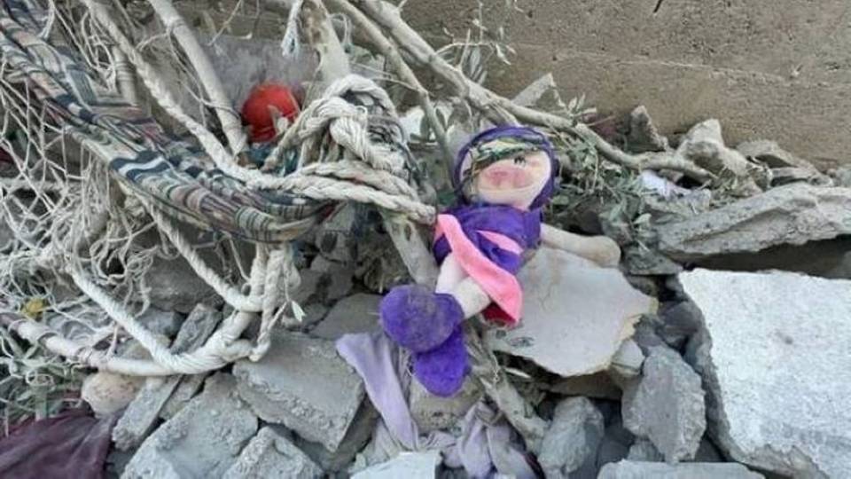 Physiquement en Égypte, mentalement à Gaza : Une mère échappe à l'enfer