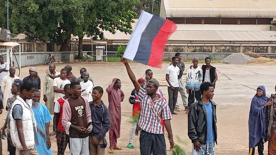 Pourquoi l'ombre de la Russie sur les manifestations au Nigeria est un signal d'alarme ?