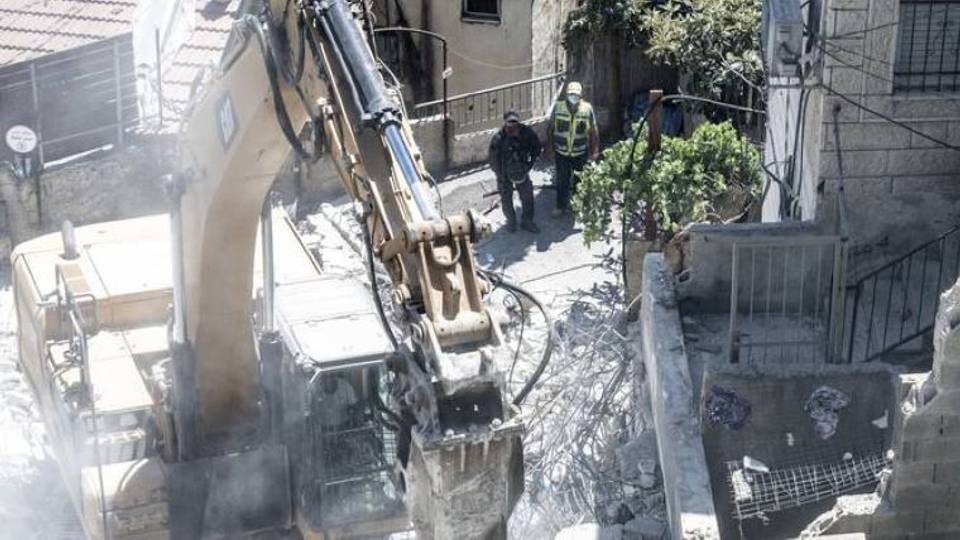 Live Updates: Israel demolishes Palestinian shops in occupied East Jerusalem